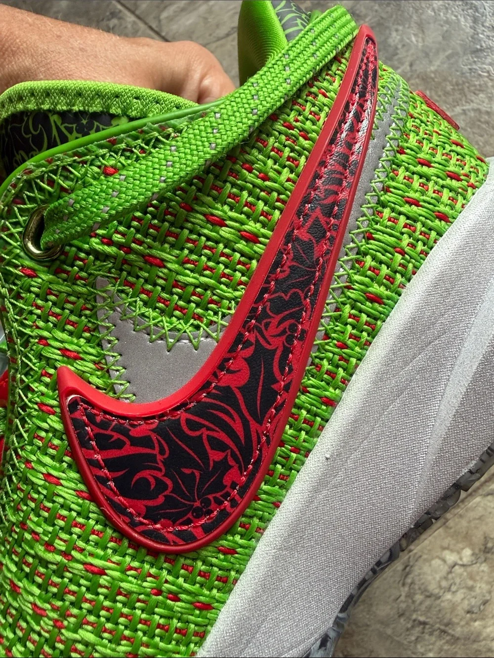 Nike Lebron XX 20 Christmas “Stocking Stuffer” Green Sneaker